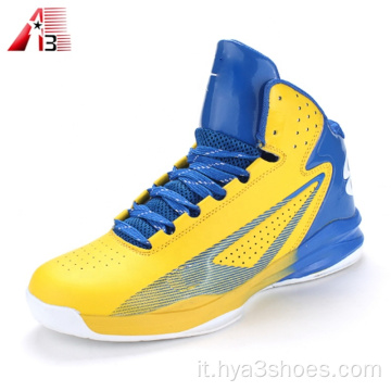 Nuove scarpe da basket comode ed eleganti